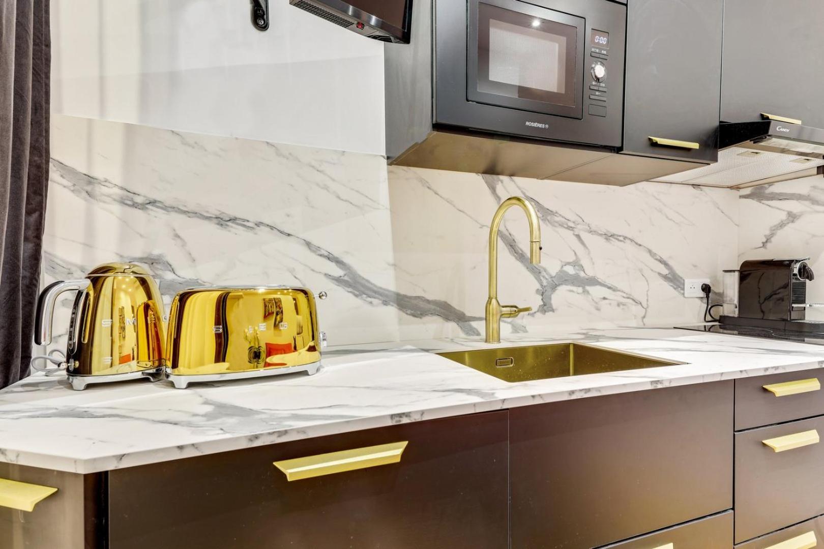 206 Hermes - Superb In * Paris